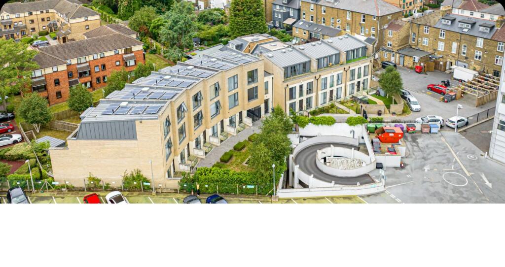 Main image of property: Gunnersbury Mews, 
Gunnersbury, W4