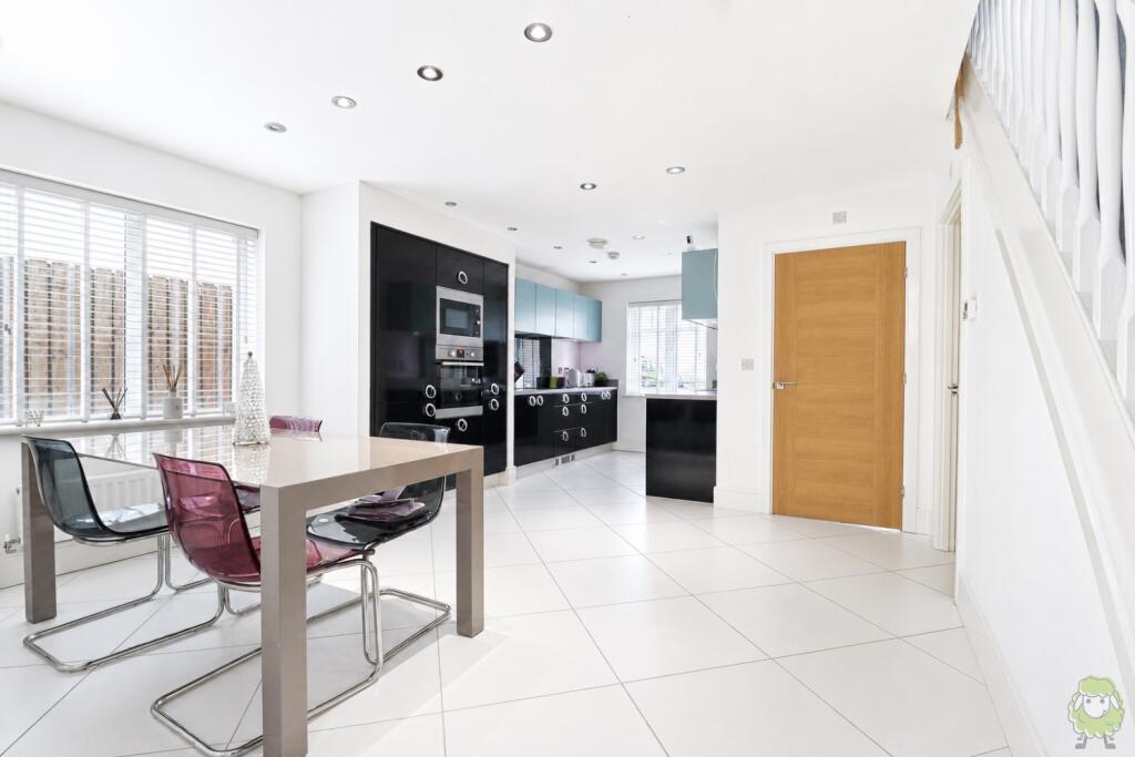 House in Newcastle upon Tyne - View 5