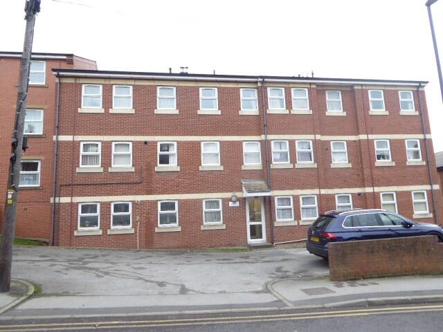 Main image of property: Chapel Fold, Leeds, LS12
