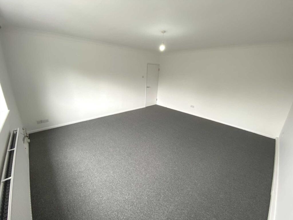 Apartment in Hertsmere, Aldenham - View 3