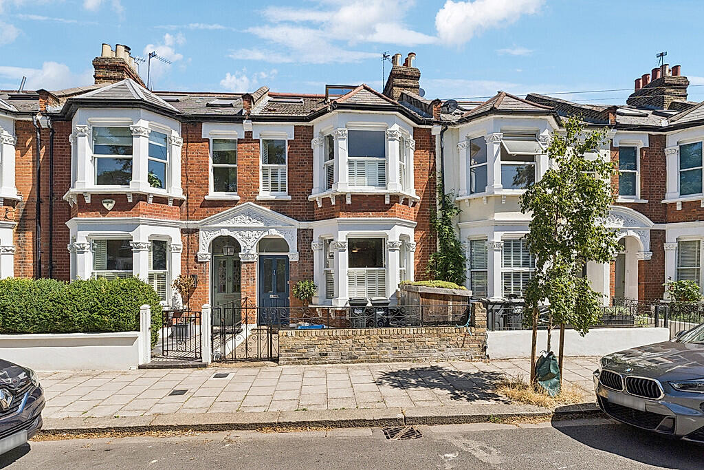 5-bed terraced on 11 Whitehall Gardens, London, W43LT, £1,499,900