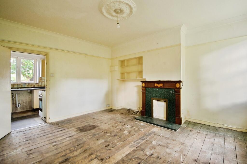 House in London - View 3