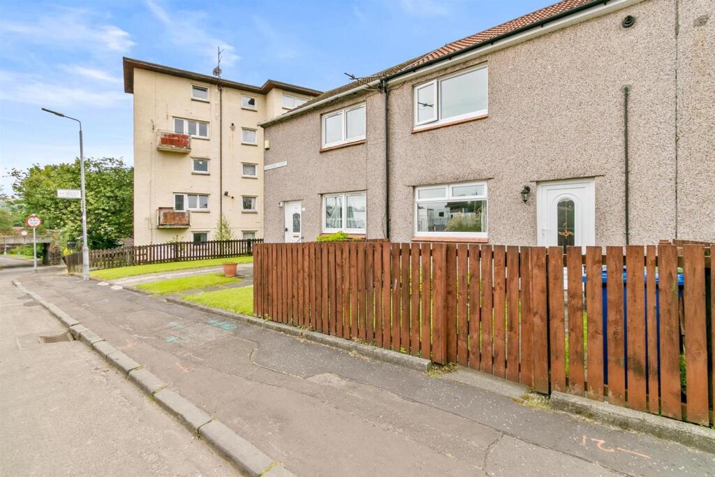 House in Glasgow - More