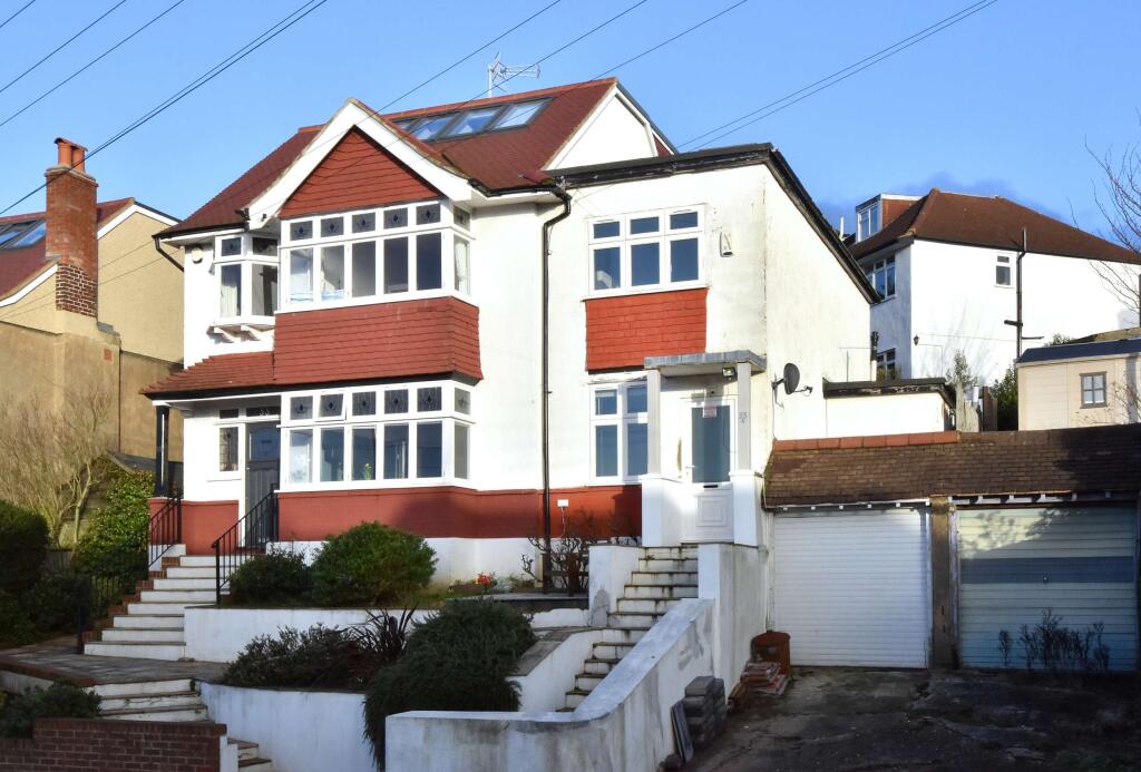 House in London - View 2