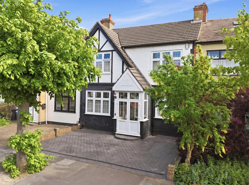 Main image of property: Derwent Gardens, Ilford
