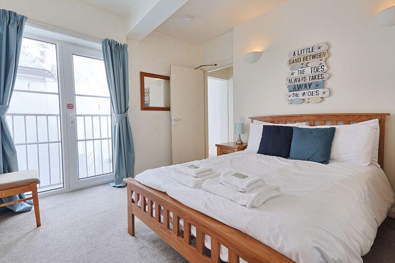 Apartment in Brixham, Rea Hill - View 5