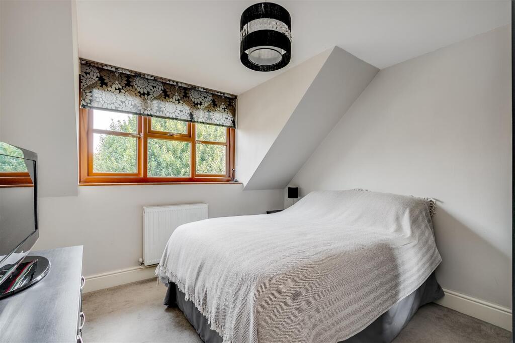 Additional image 9 of Chestnut Walk, Welwyn, AL6