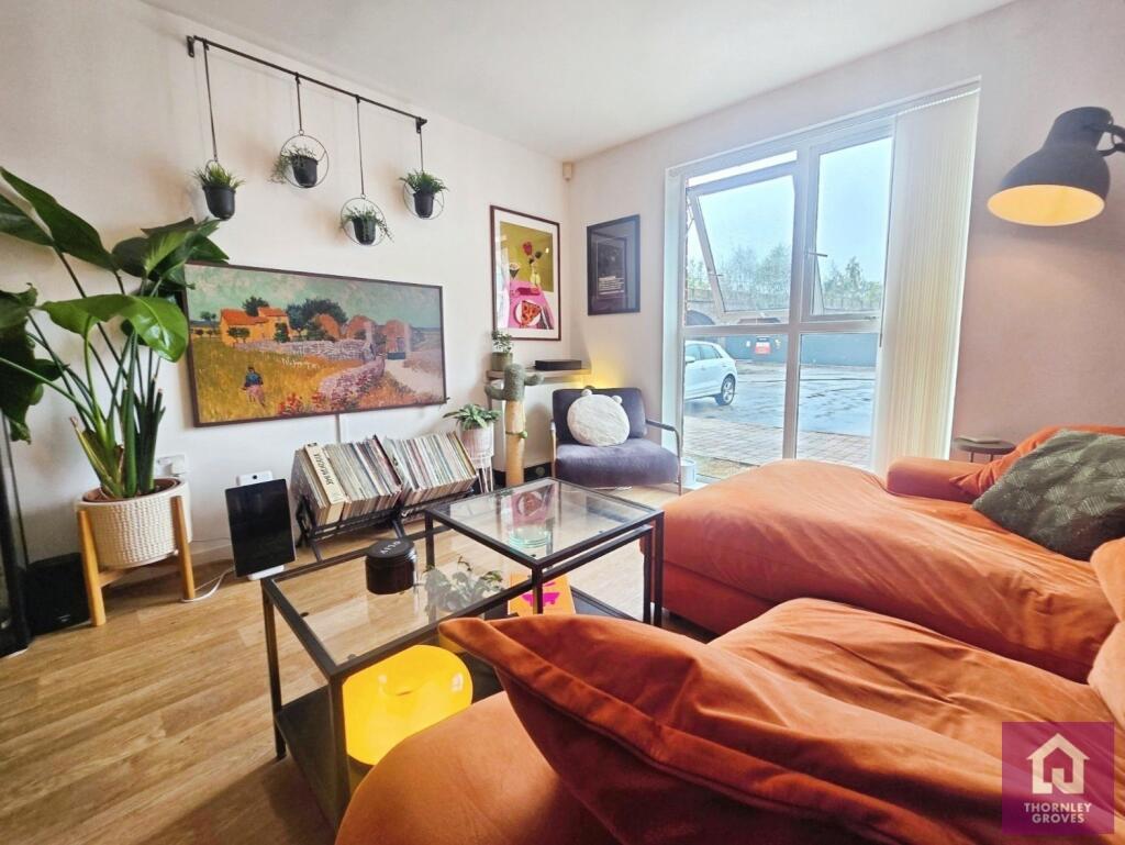 Apartment in Chester, Hough Green, City of Chester - View 5