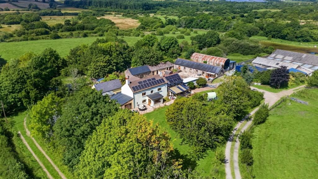 Main image of property: Whitland, SA34