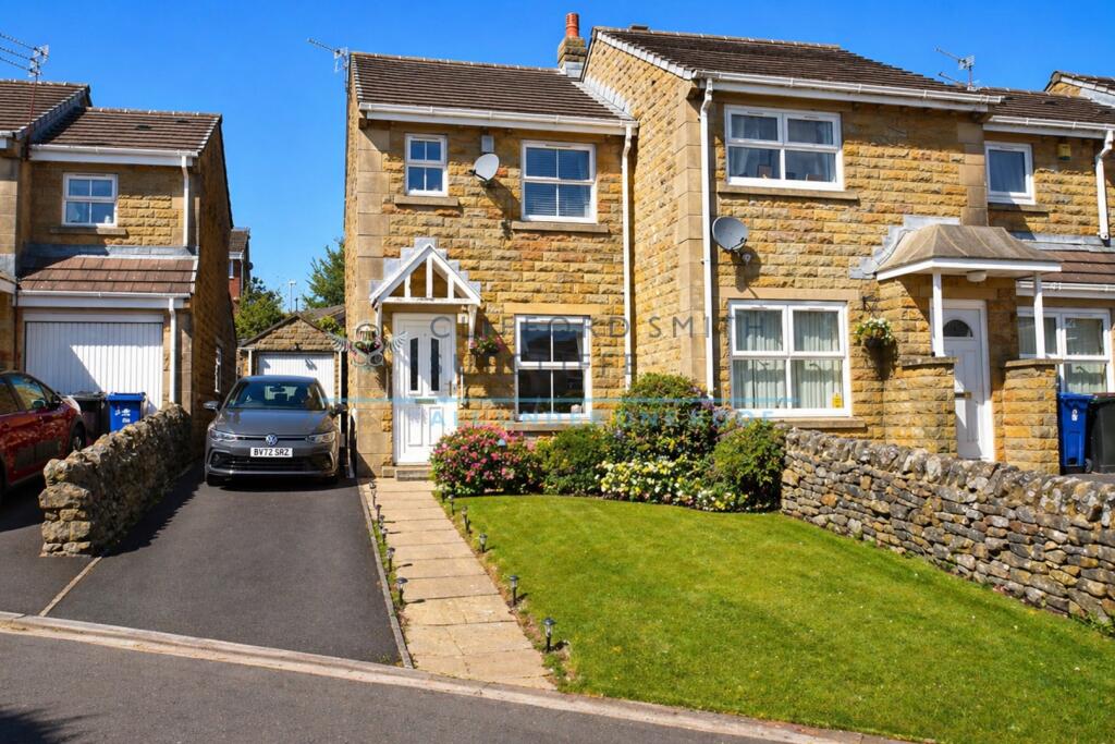 Main image of property: New Taylor Fold, Briercliffe