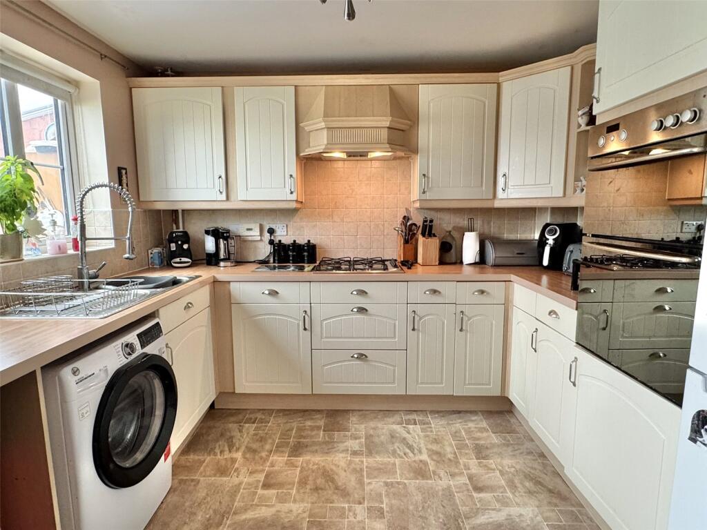 House in Ilminster, Somerset - View 3