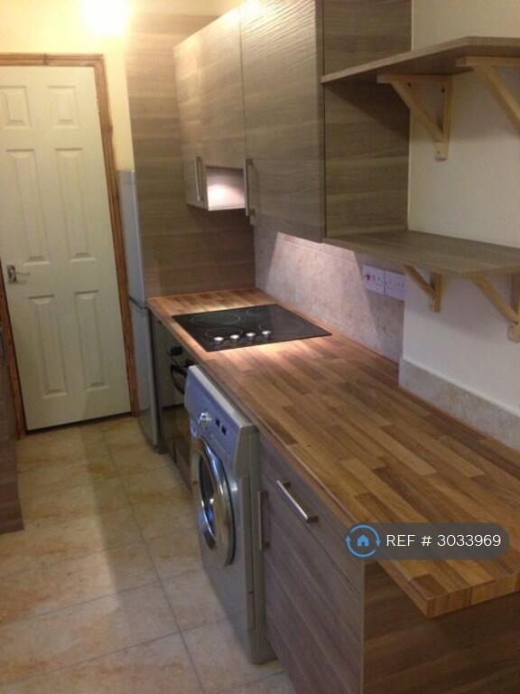 Main image of property: Oakfield Street, Lincoln, LN2