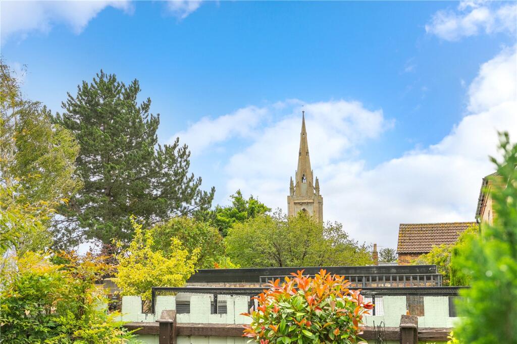 House in Nottingham - View 2