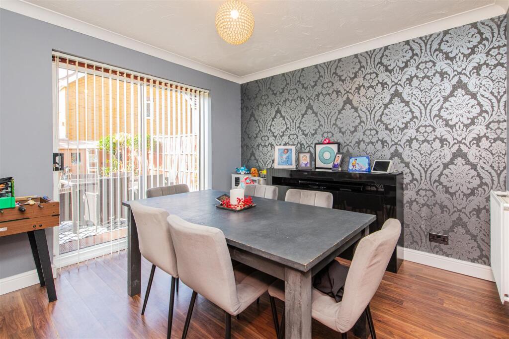 House in Kettering, Leisure Village - View 5
