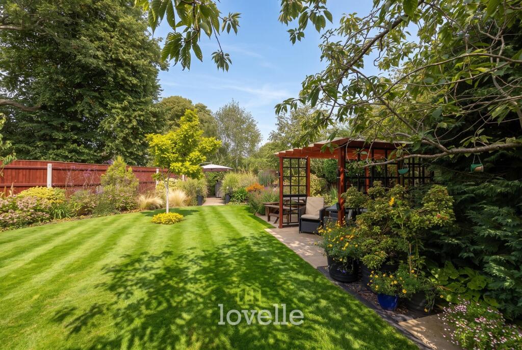 House in Doncaster - View 4