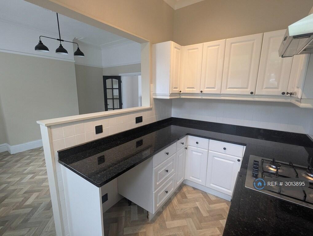 House in Halifax - View 2