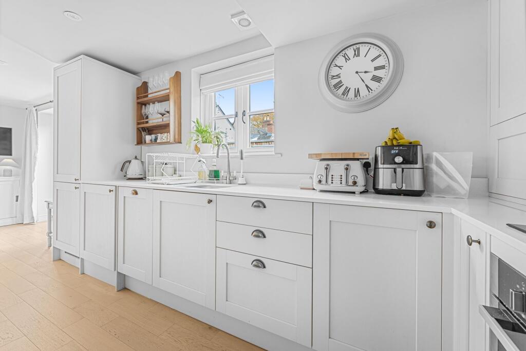 Apartment in West Oxfordshire, Witney - View 5