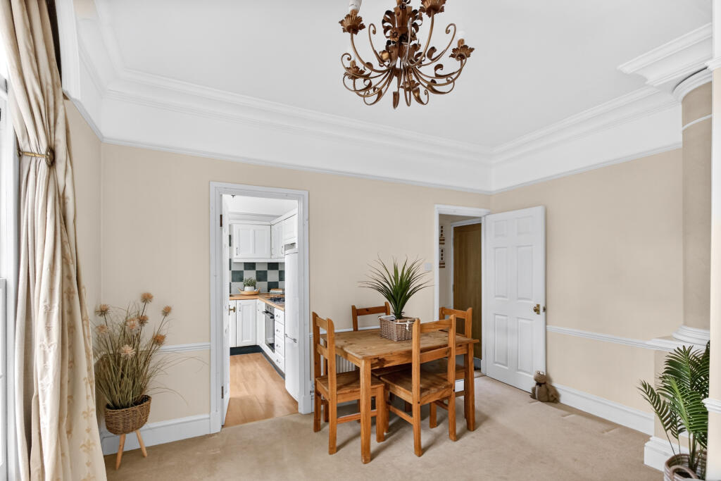 Apartment in Wokingham - More