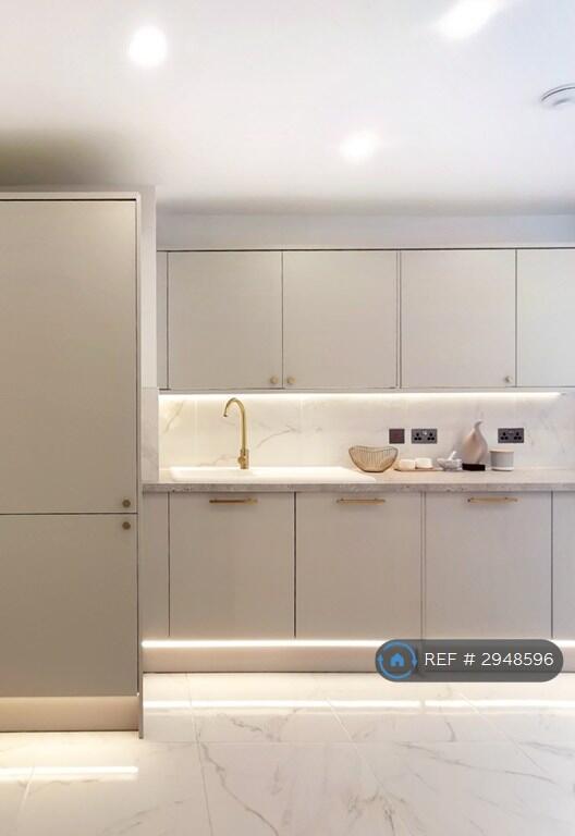 Main image of property: Albert Barnes House, London, SE1