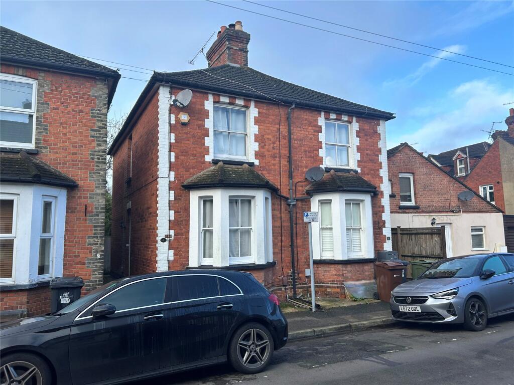2-bed semi-detached on Chestnut Road, Guildford, Surrey, GU1, £525,000