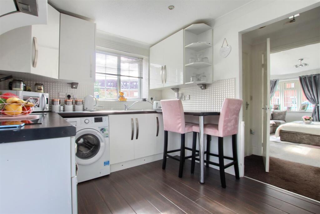House in Ingleby Barwick, Broom Hill, Stockton-on-Tees - View 3