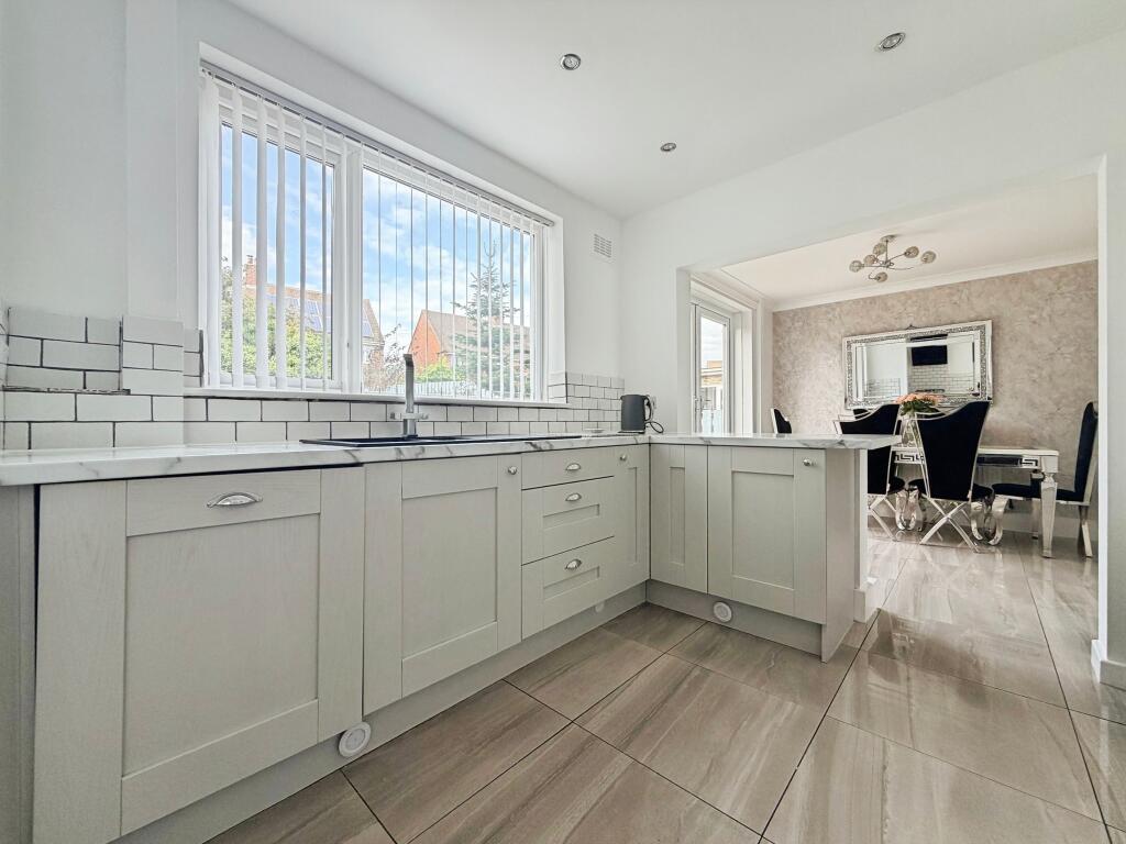 House in Newcastle upon Tyne - More