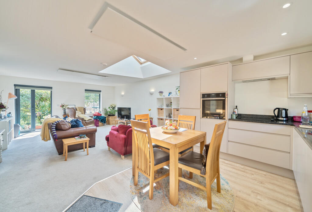 House in Timsbury, Amesbury - View 4
