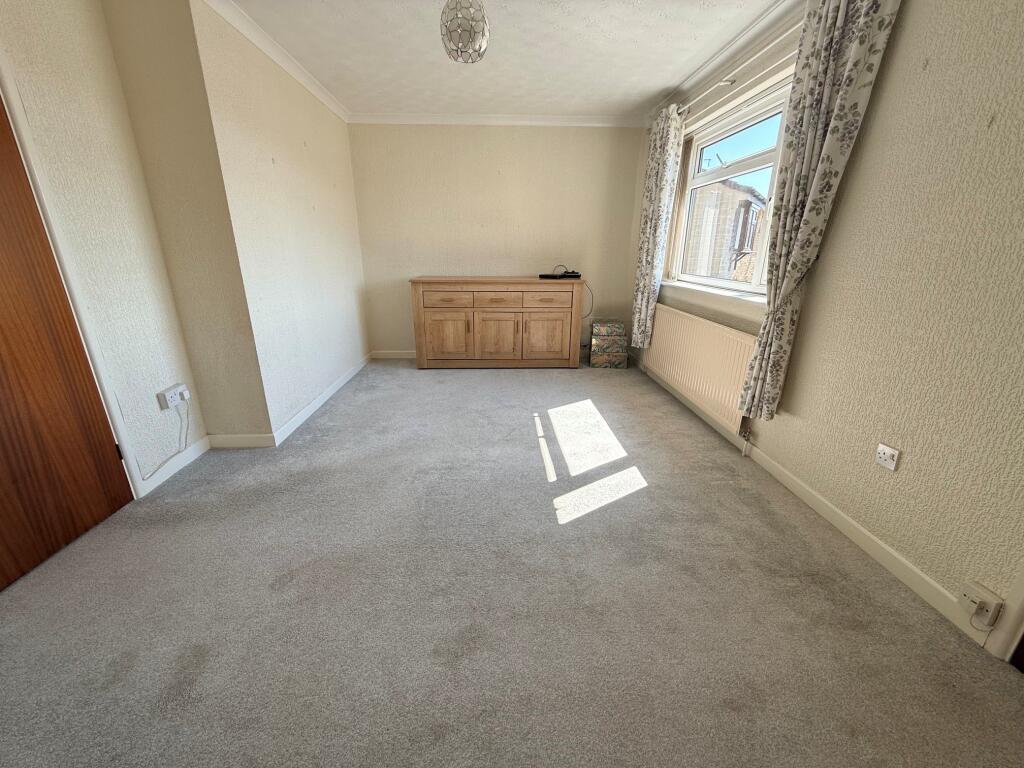 House in Yeovil, Somerset - View 2