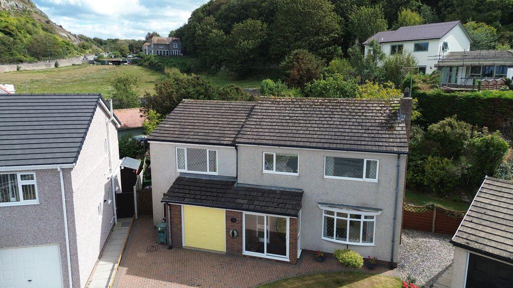 Main image of property: Rhiwledyn, Craigside