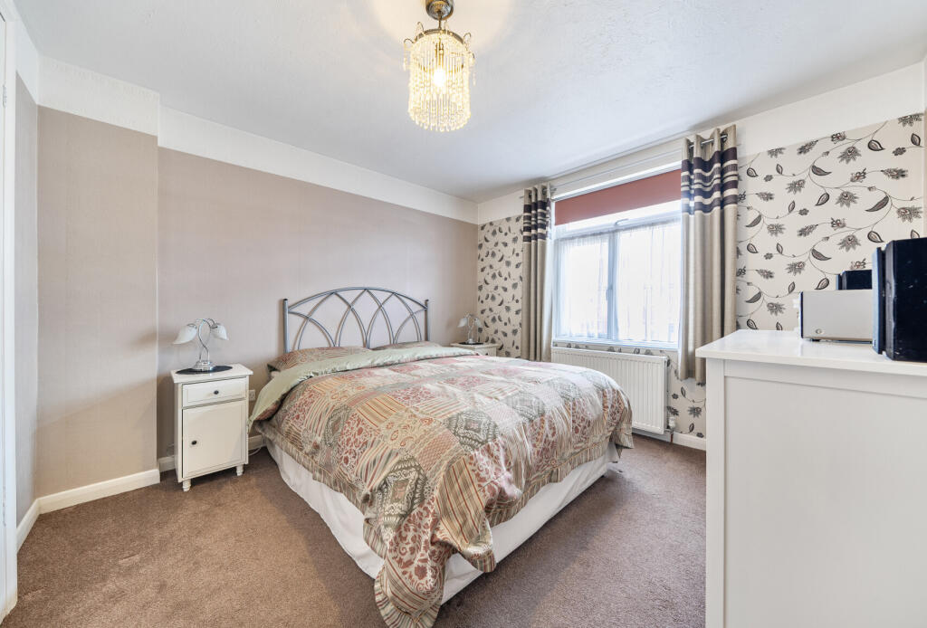 House in Romford - View 5