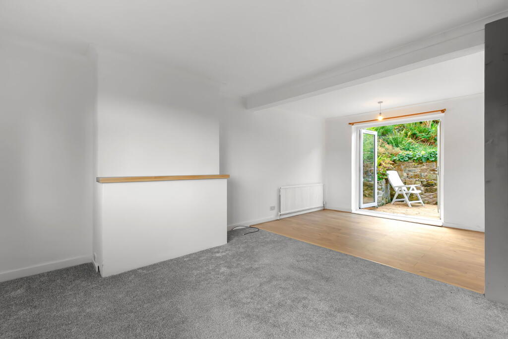 House in Bradford - View 5