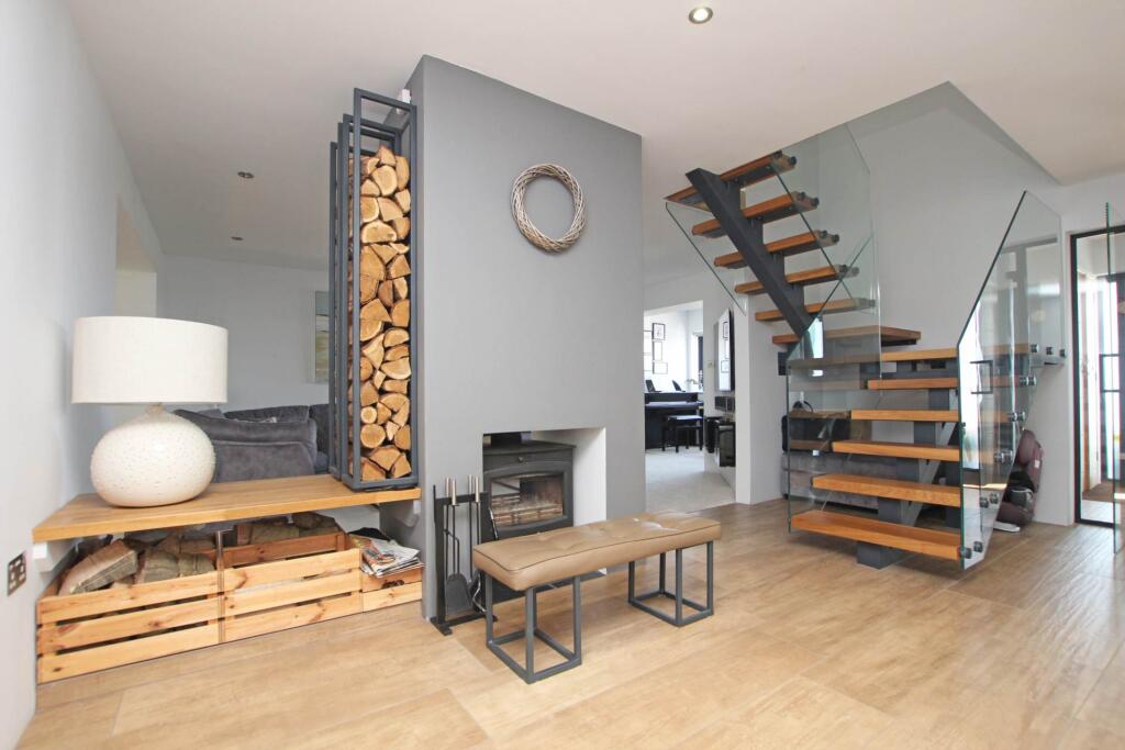 House in Eastbourne, East Sussex - View 2