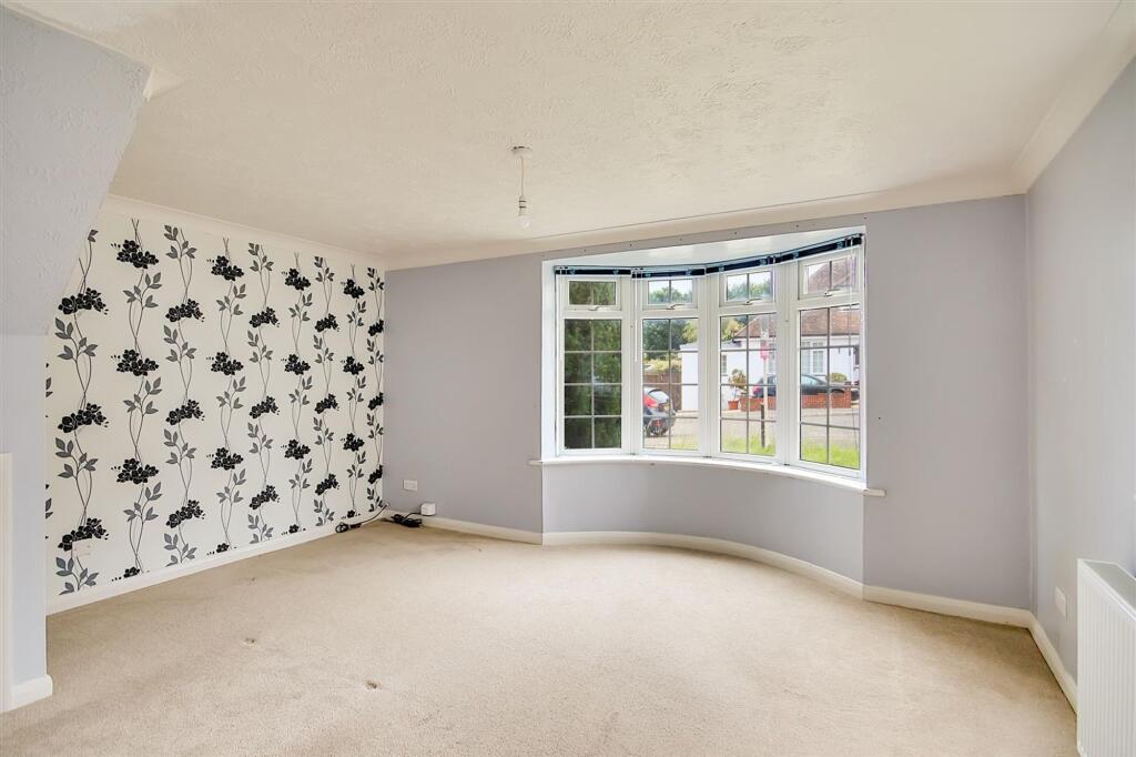 Wentworth Close, Worthing, BN13 photo 2