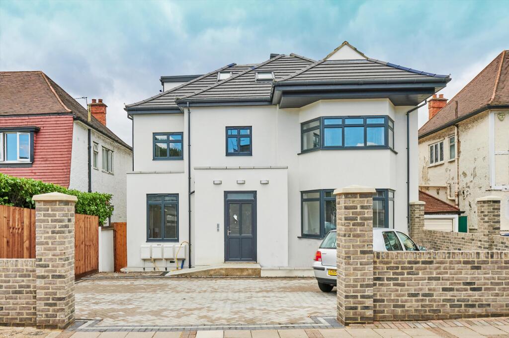 Main image of property: Hendon Way, London, NW4