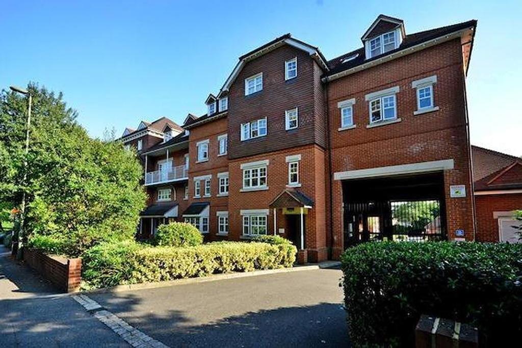 Main image of property: Abingdon Court, Heathside Road