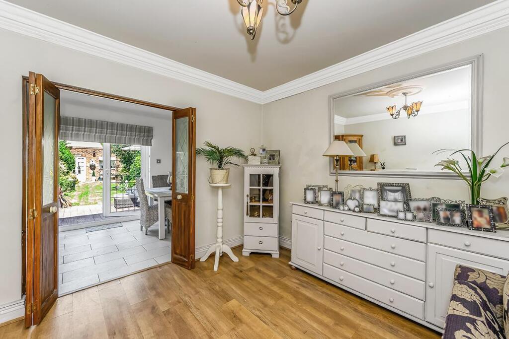 Frankland Road, Chingford photo 4