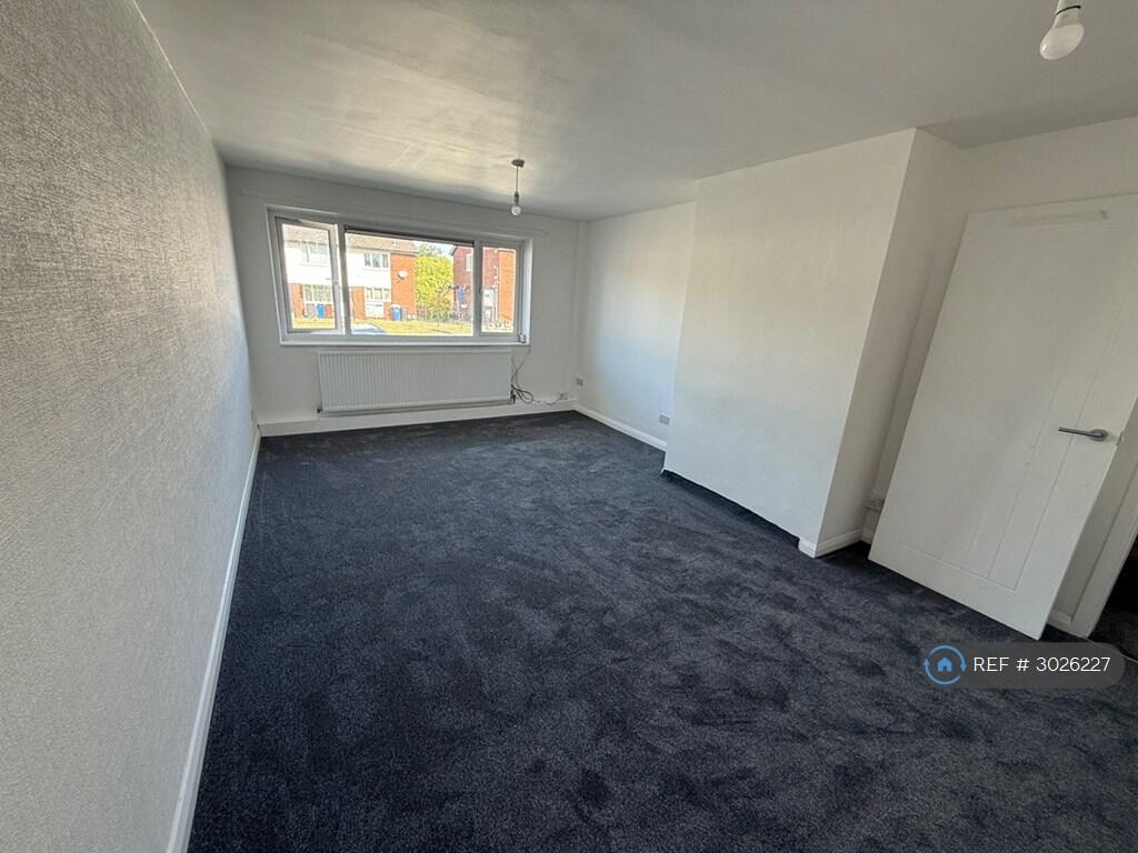 Apartment in Barnsley, South Yorkshire - View 4