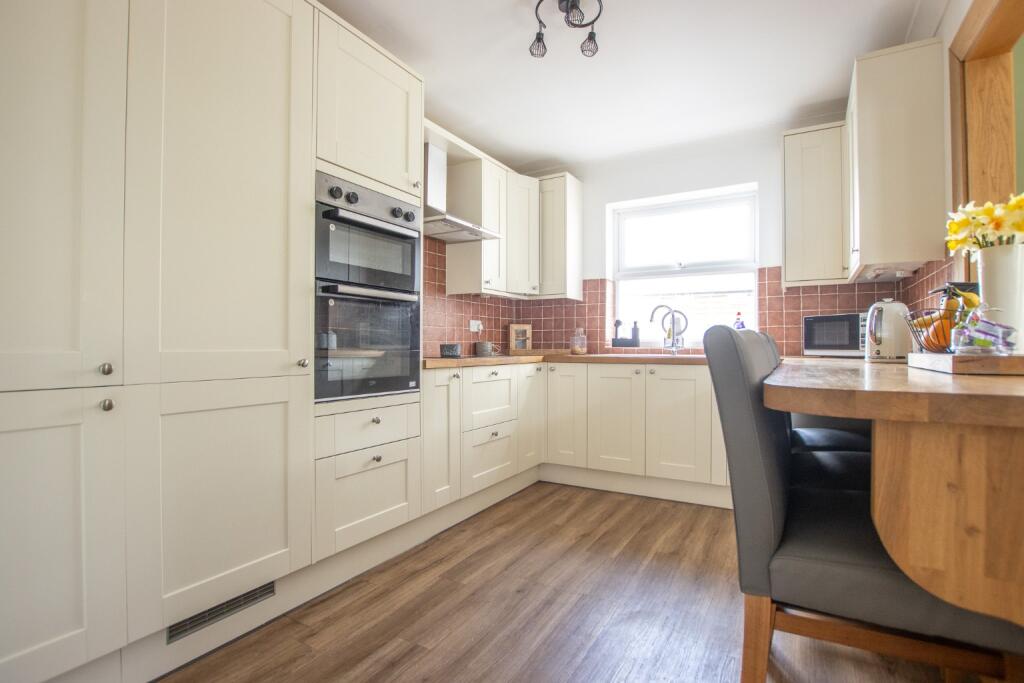 Hunstanton Road, Dersingham - View 5