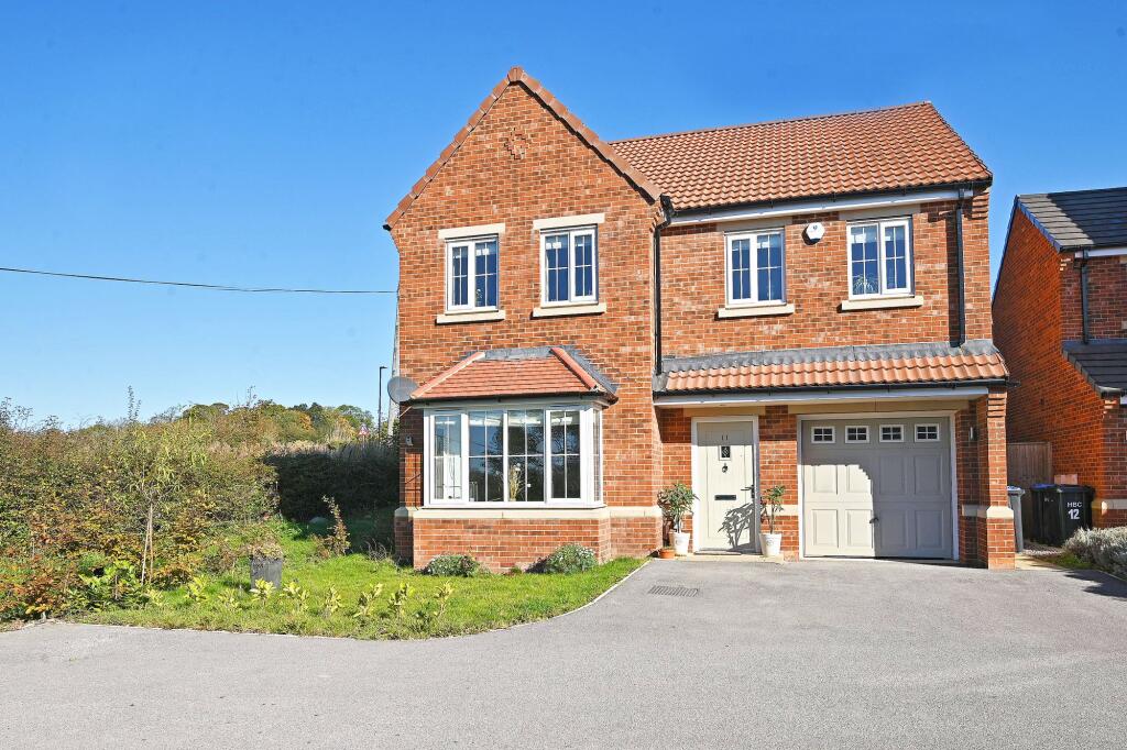 4-bed detached on (Off Whinney Lane) Whitebeam Grove, Harrogate, £500,000