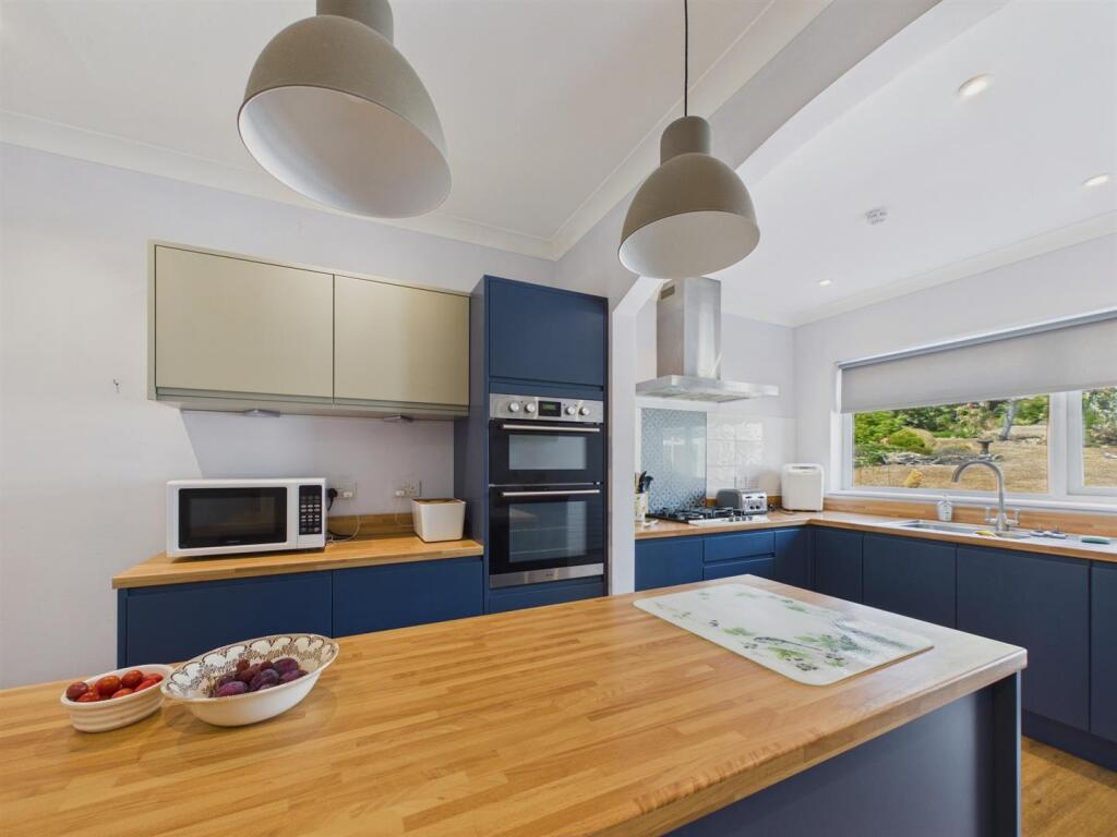 House in Worcester - More