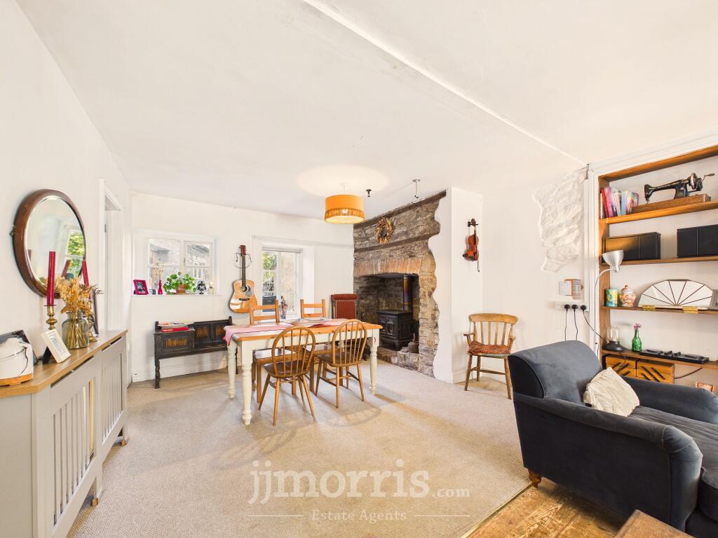House in Narberth, Pembrokeshire - View 4