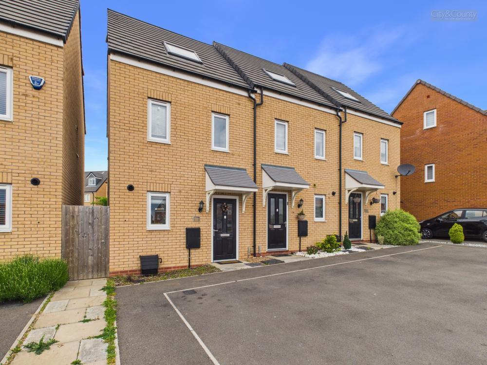 3-bed terraced on Chloe Place, Peterborough, £235,000