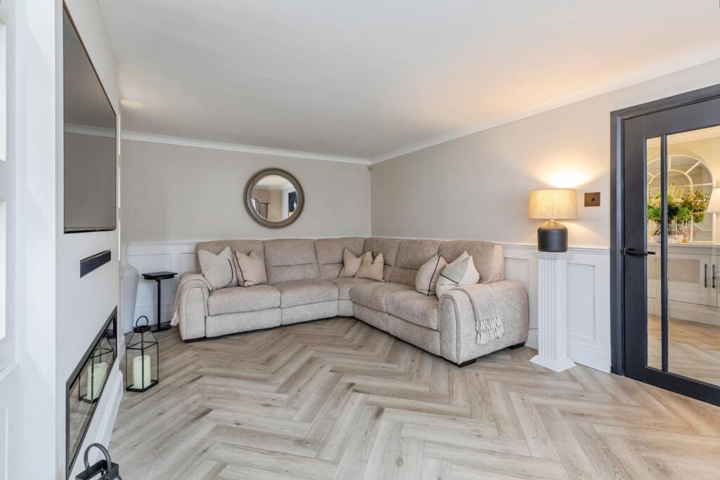 House in Rochester, Frindsbury Extra - View 3