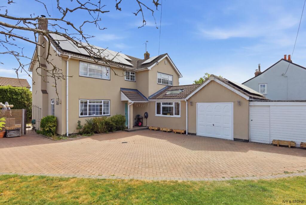 Main image of property: The Chase, Barnston, Dunmow, Essex, CM6
