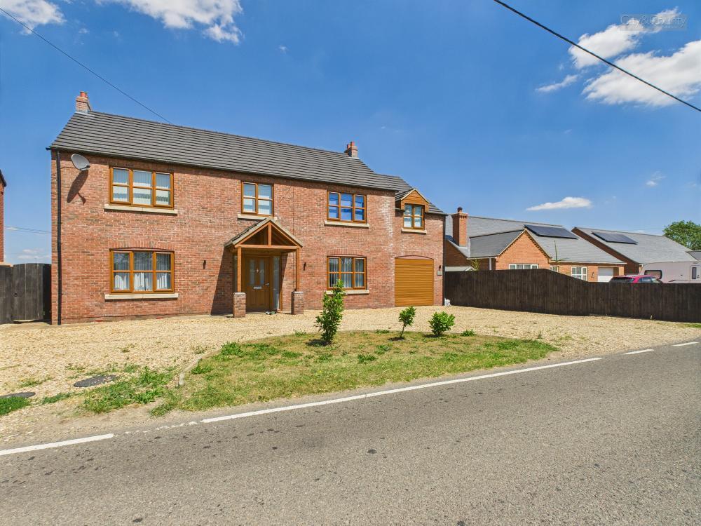 4-bed detached on Drove Road, Whaplode Drove, Spalding, £419,999