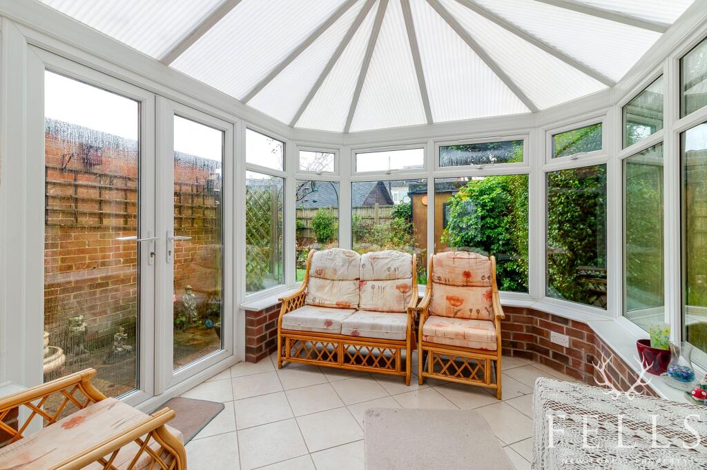 Old Barn Close, Ringwood, BH24 photo 4