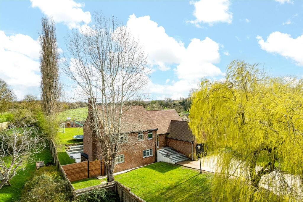 Main image of property: Wotton End, Ludgershall, Aylesbury, Buckinghamshire, HP18