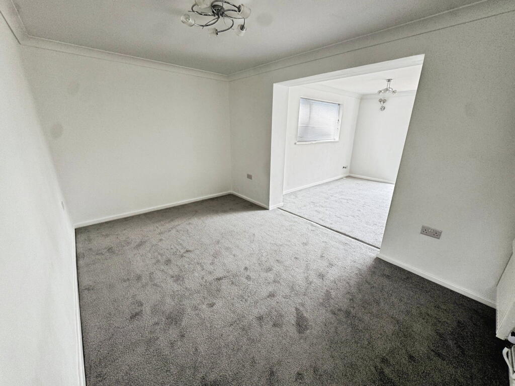 Southdown Road, Sandfields, Port Talbot, SA12 7HT photo 4