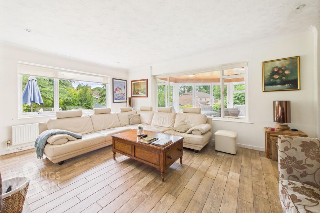 Pinewood Close, Hellesdon, Norwich photo 5