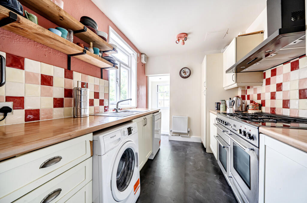 House in London, High Barnet - More